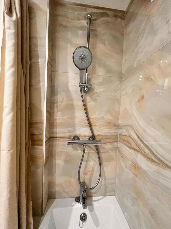 Luxurious Double Bedroom, Ensuite With Free Wifi. オックスフォード エクステリア 写真